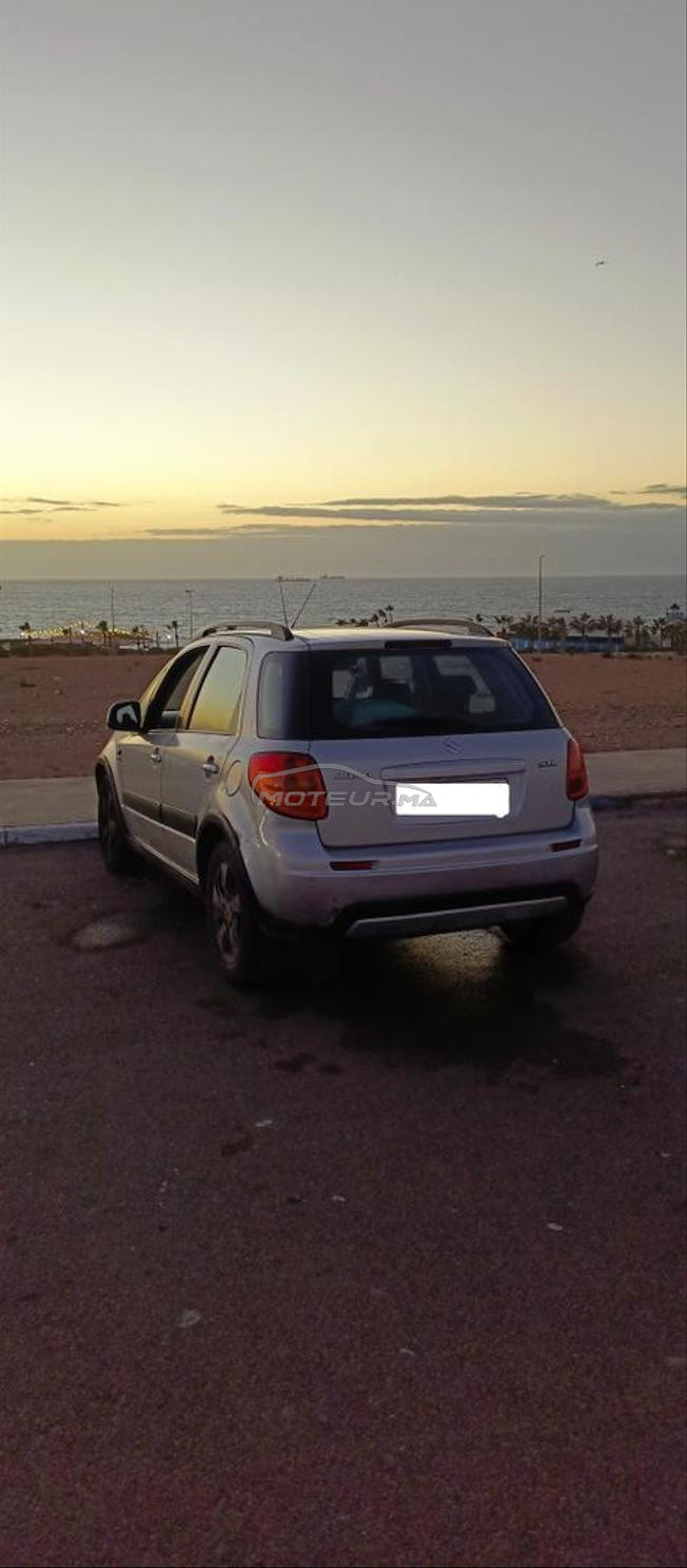 suzuki S×4 modèle 2014 bon état 