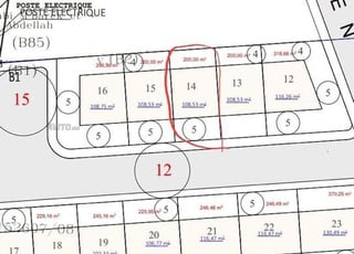 قطعة أرض فيلا بمساحة 200 متر مربع للبيع في كاليفورنيا