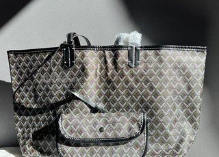 Sac neuf spacieux et stylé