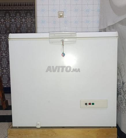 congélateur whirlpool en très bon état 258 L