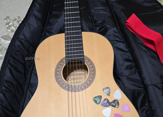 Guitare catalunua