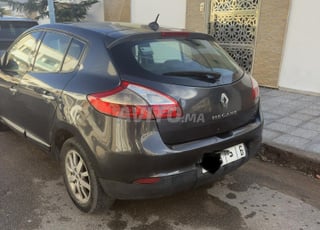 megan 3 , 1,9 full option privilège model 2012