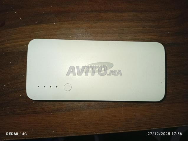 باور بانك 45wh / 20000mah/3,7 v. من شركة سامسونج