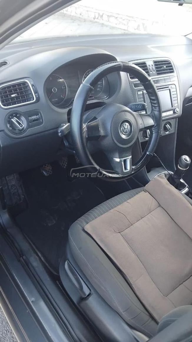 Volkswagen Polo Essence Manuelle 2011 à Tanger