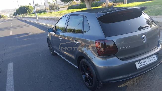 Volkswagen Polo Essence Manuelle 2011 à Tanger