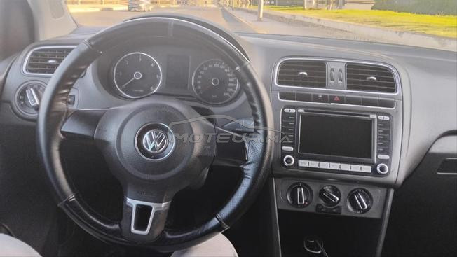 Volkswagen Polo Essence Manuelle 2011 à Tanger