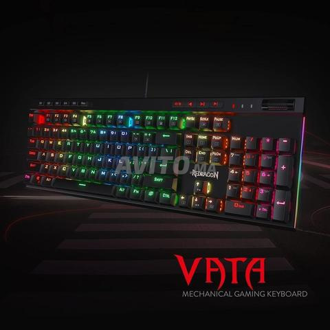 Redragon K580 VATA RGB Clavier Gaming Mécanique