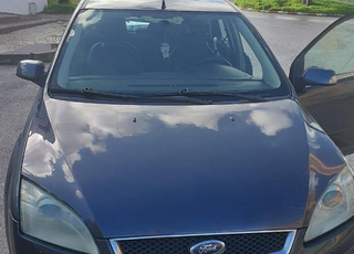 Voiture Ford Focus bon état à vendre