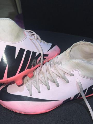 أحذية رياضية NIKE MERCURIAL ROSE الأصلية مقاس 38/37