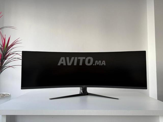 ASUS ROG Strix XG49VQ – Écran incurvé 49” 144Hz