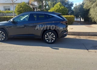  HYUNDAI TUCSON LUXE Première main 