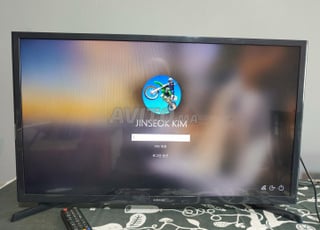 Samsung 32inch TV (Modèle-UA32K4070AS)