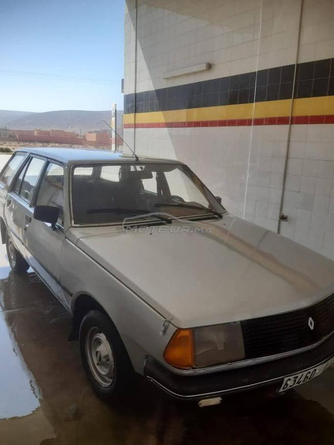 Renault R18 Essence Manuelle 1992 à Tiznit