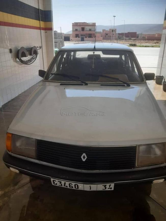Renault R18 Essence Manuelle 1992 à Tiznit