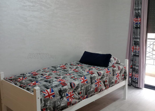 deux lits superposés