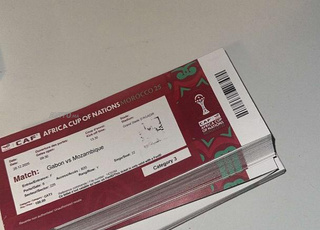 تذكرة غابون ضد مانزومبيق