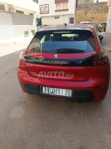 Peugeot 208 Diesel Manuelle 2023 à El Hajeb