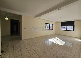 شقة للإيجار 150 متر مربع في بورغون