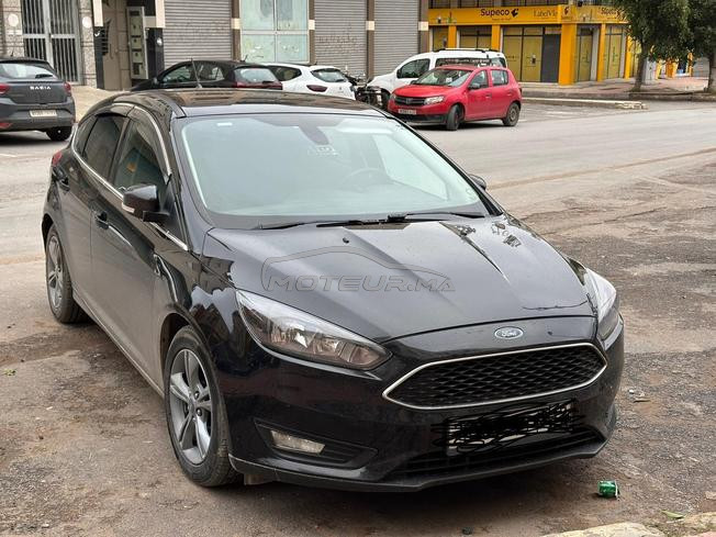 Voiture a vendre ford focus sport 