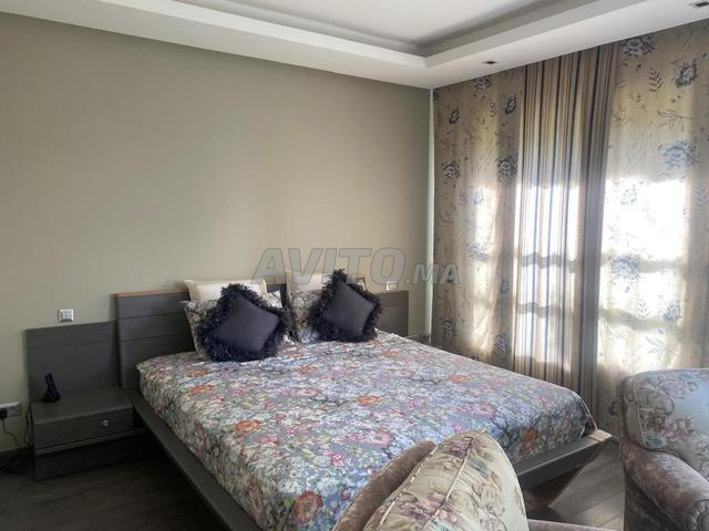 شقة للإيجار 230 متر مربع في الدار البيضاء - 2