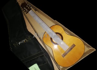Guitare classique 3/4 Martinez MCG-40S