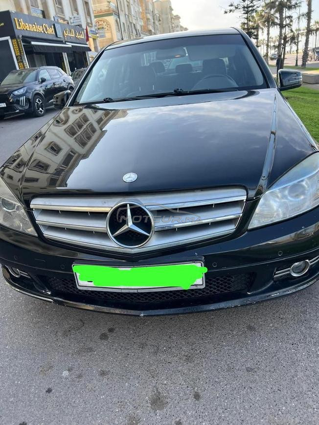 Mercedes-Benz 220 Diesel Automatique 2011 à Rabat