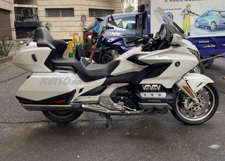 هوندا جولد وينج 1800 يدوية