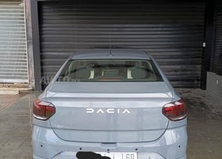 Dacia logan excellent état