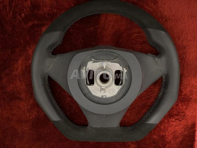 Volant BMW M Sport original avec boutons - Bon état - 2
