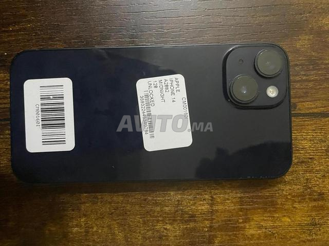 ايفون 14 عادي أسود 128 جيجابايت و كابل أصلي