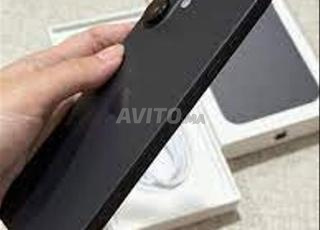 NEUF IPHONE 16 PLUS 128GB / A vendre en magasin