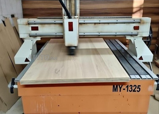 Machine CNC Router modèle MY 1325