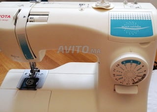 Machine à coudre Toyota neuve