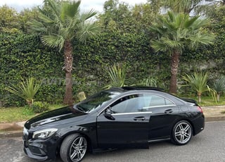Mercedes CLA 220 AMG line plus diesel