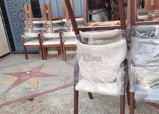 غرفة طعام/كرسي/طاولة