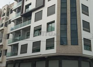 3 محلات تجارية للبيع المعاريف