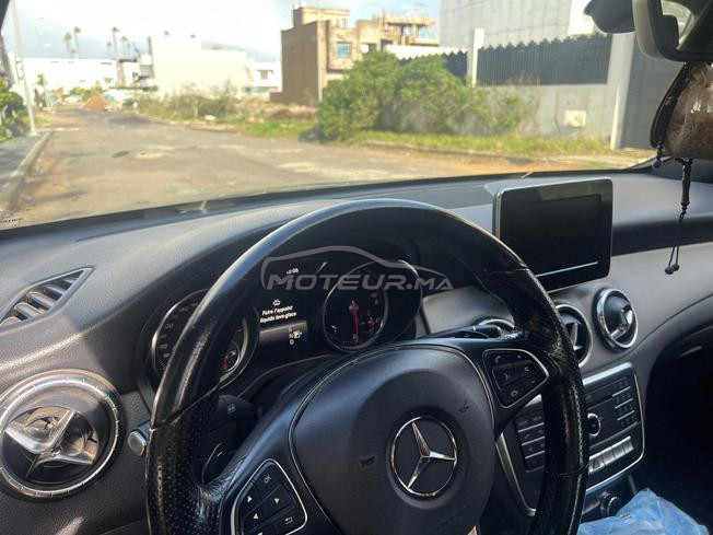 belle Mercedes CLA 200 à vendre 
