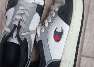 Chaussures Champion taille 40
