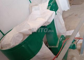 منفاخ ومكنسة كهربائية