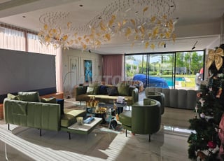 فيلا جديدة بسعر لا يضاهى في السويسي