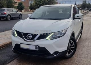 نيسان قاشقاي