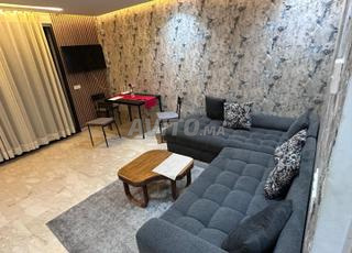 ستوديو جميل للبيع في شارع أنفا