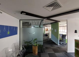 Plateau bureau aménagé à louer à bd Zerktouni