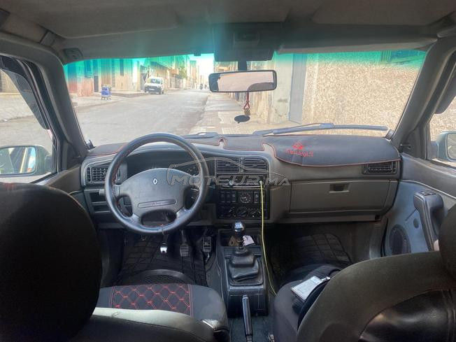 Renault R9 Essence Manuelle 1994 à Oujda