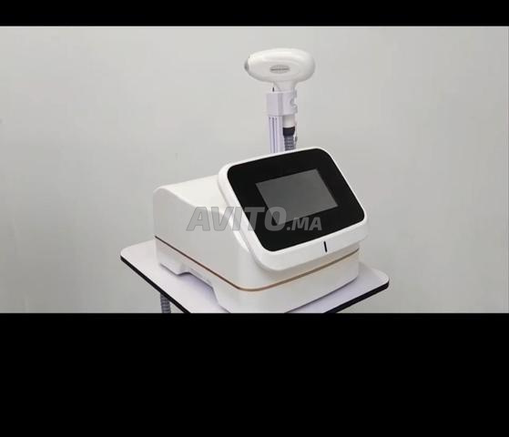 جهاز ليزر لإزالة الشعر بشكل دائم جديد