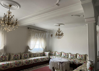 Maison R 2 avec 3 garages à vendre