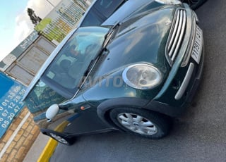 Mini Cooper modèle 2004 dédouanée 2011 8cv essence