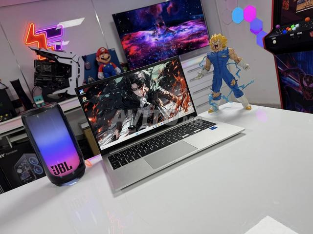 Samsung Galaxybook 3 intel core i5-1335u