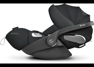 Maxi Cosi Claude z i sieze comme neuf