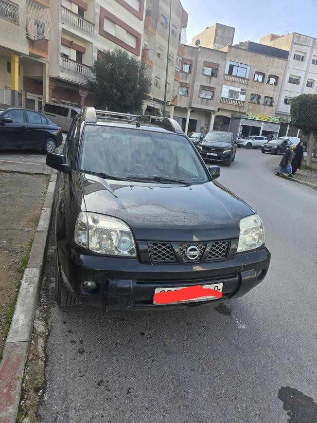 سيارة نيسان اكستريل T30